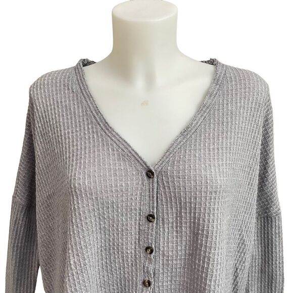 Out from under URBAN OUTFITTERS tie front thermal top gray button front XS - Picture 3 of 10